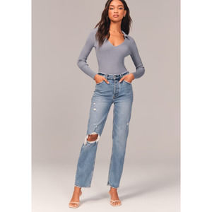 Abercrombie & Fitch The Dad High Rise Jeans Distressed Denim Size 26 Light Wash